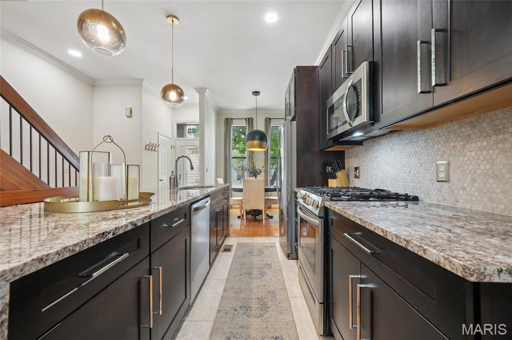 23 N Boyle Avenue