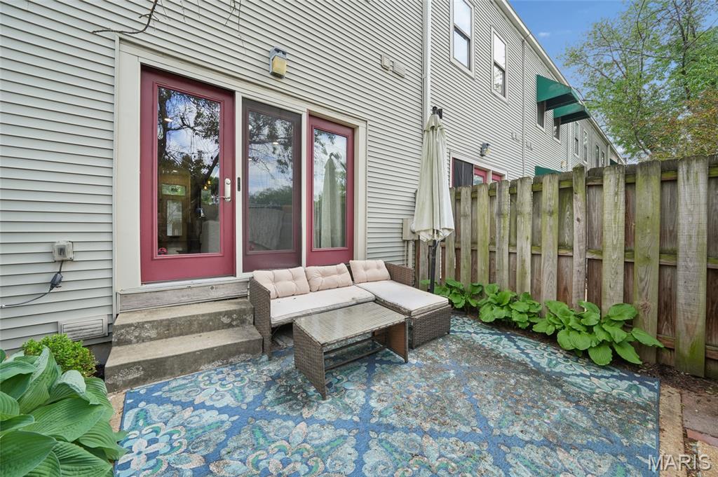 23 N Boyle Avenue