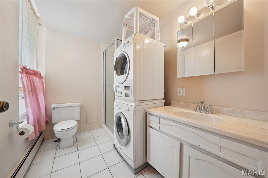 200 S Brentwood Boulevard Unit: 7F