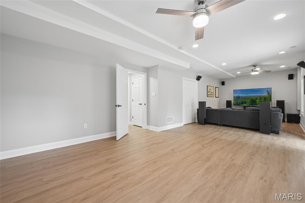 9318 Kenneth Place