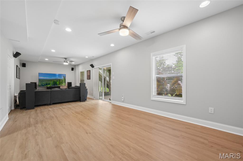 9318 Kenneth Place