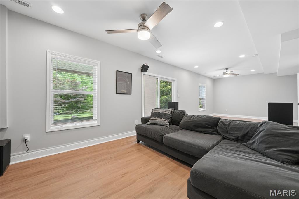 9318 Kenneth Place