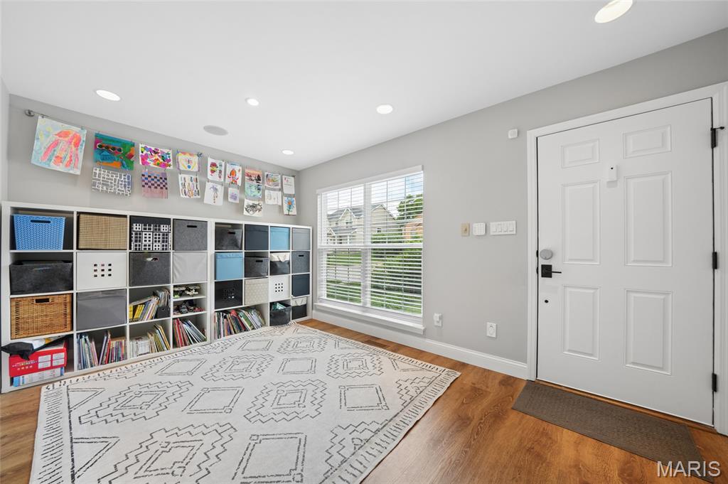 9318 Kenneth Place
