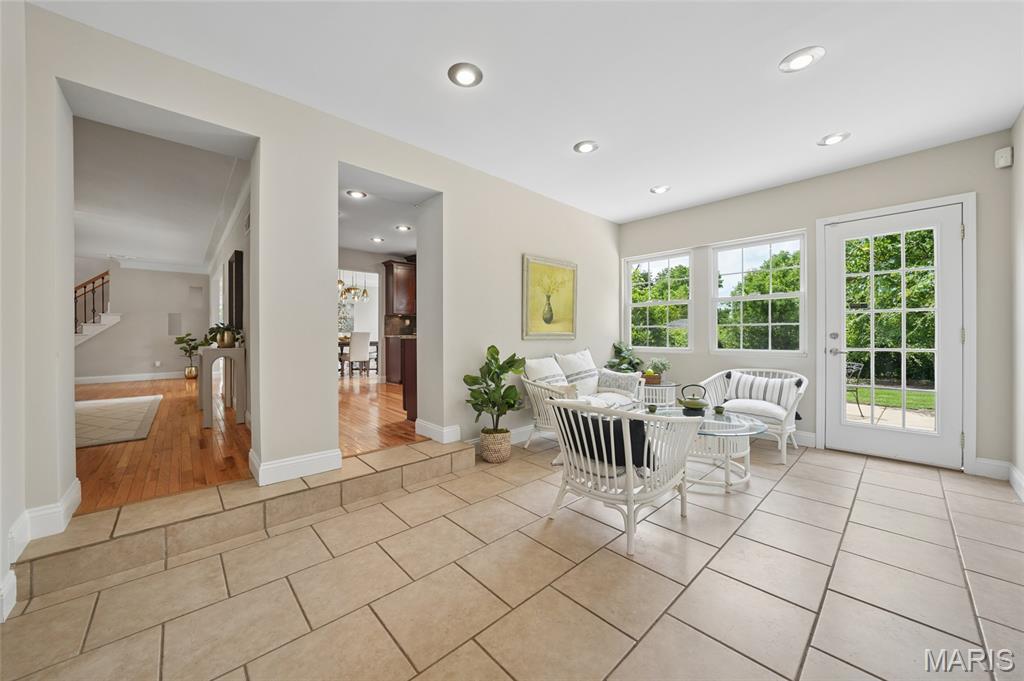 42 Stoneleigh Towers