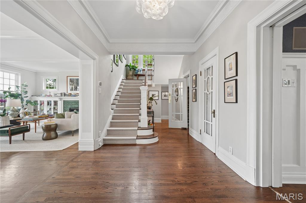 53 Kingsbury Place