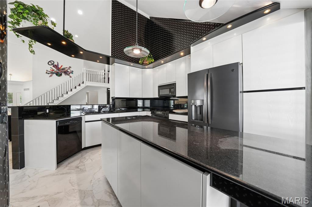 15826 Harris Ridge Court Unit: 15826