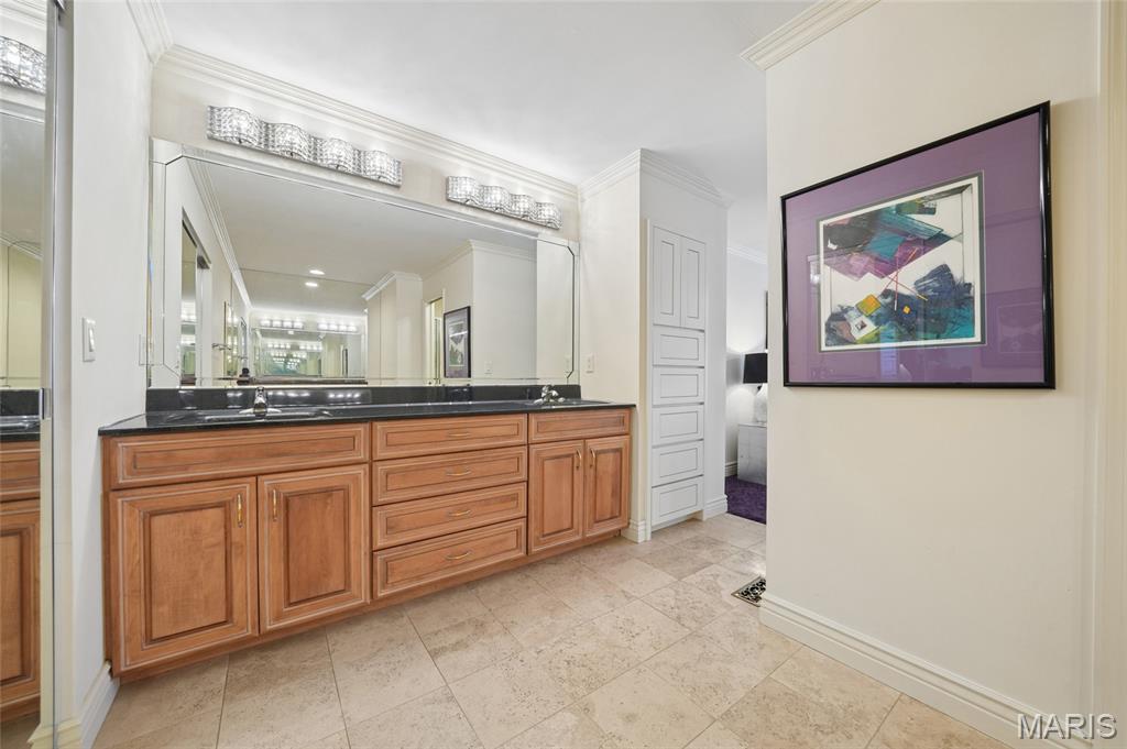 15826 Harris Ridge Court Unit: 15826