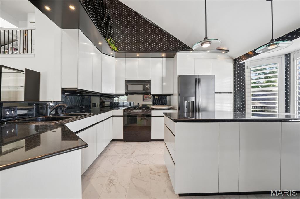 15826 Harris Ridge Court Unit: 15826