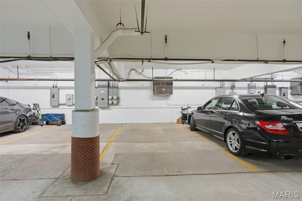 578 Sarah Lane Unit: 206