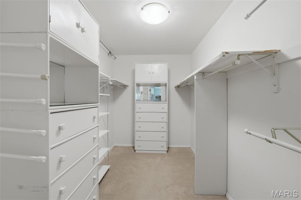 578 Sarah Lane Unit: 206