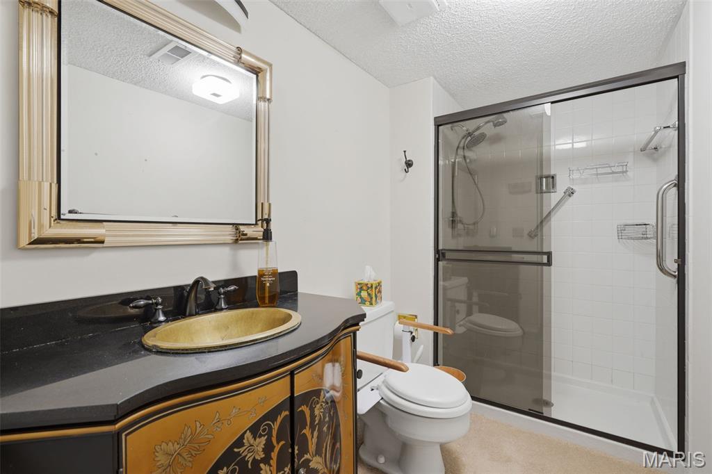 578 Sarah Lane Unit: 206