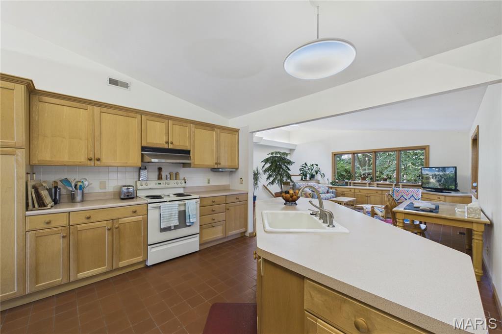 1139 Indian Meadows Drive