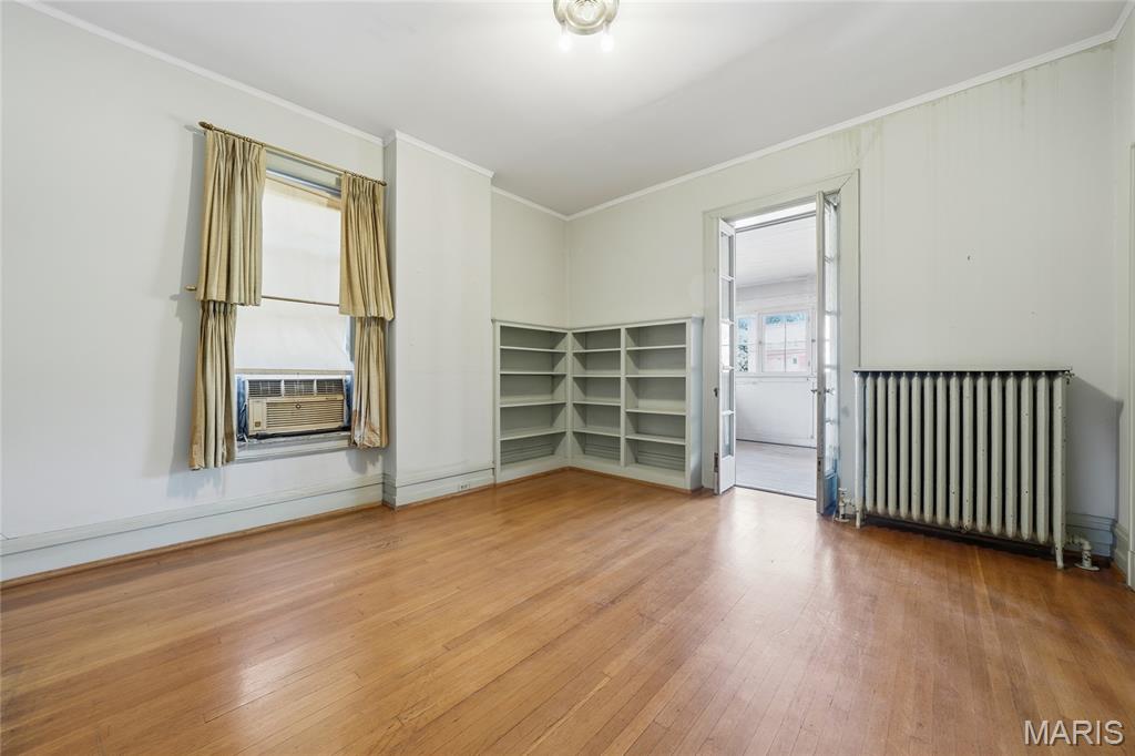 57 Kingsbury Place