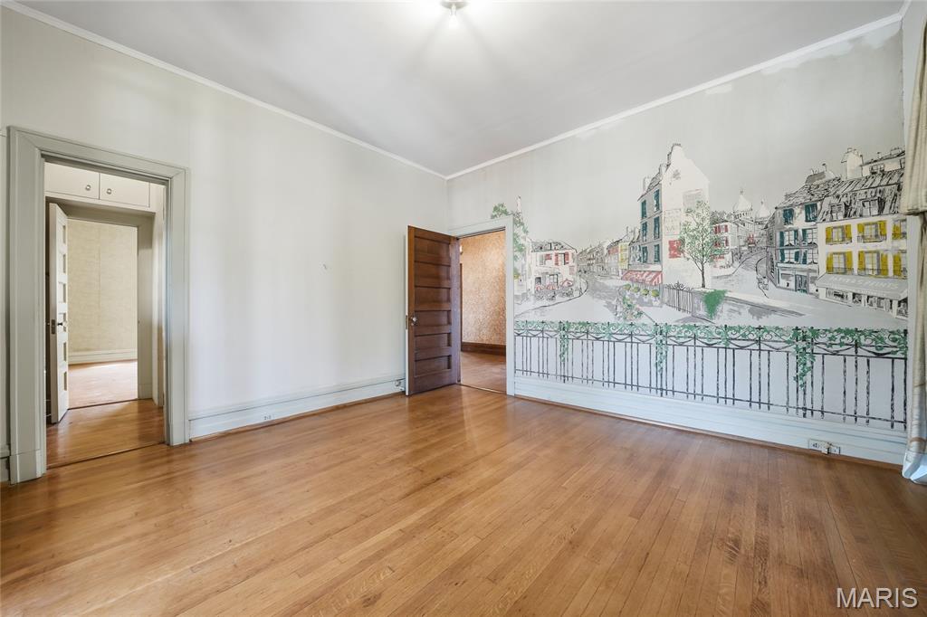 57 Kingsbury Place