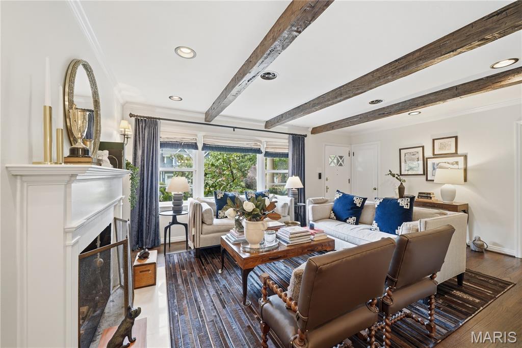 33 Magnolia Drive