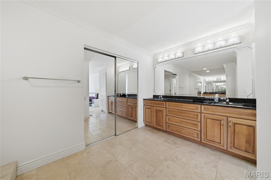 15826 Harris Ridge Court Unit: 15826