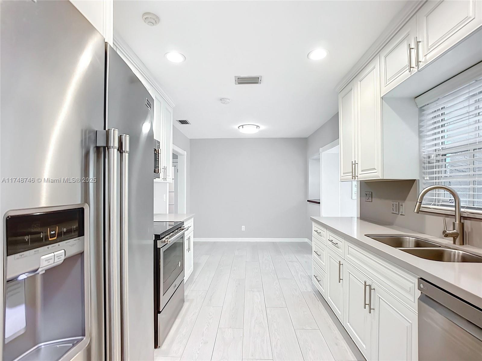 2288 Tequesta Way