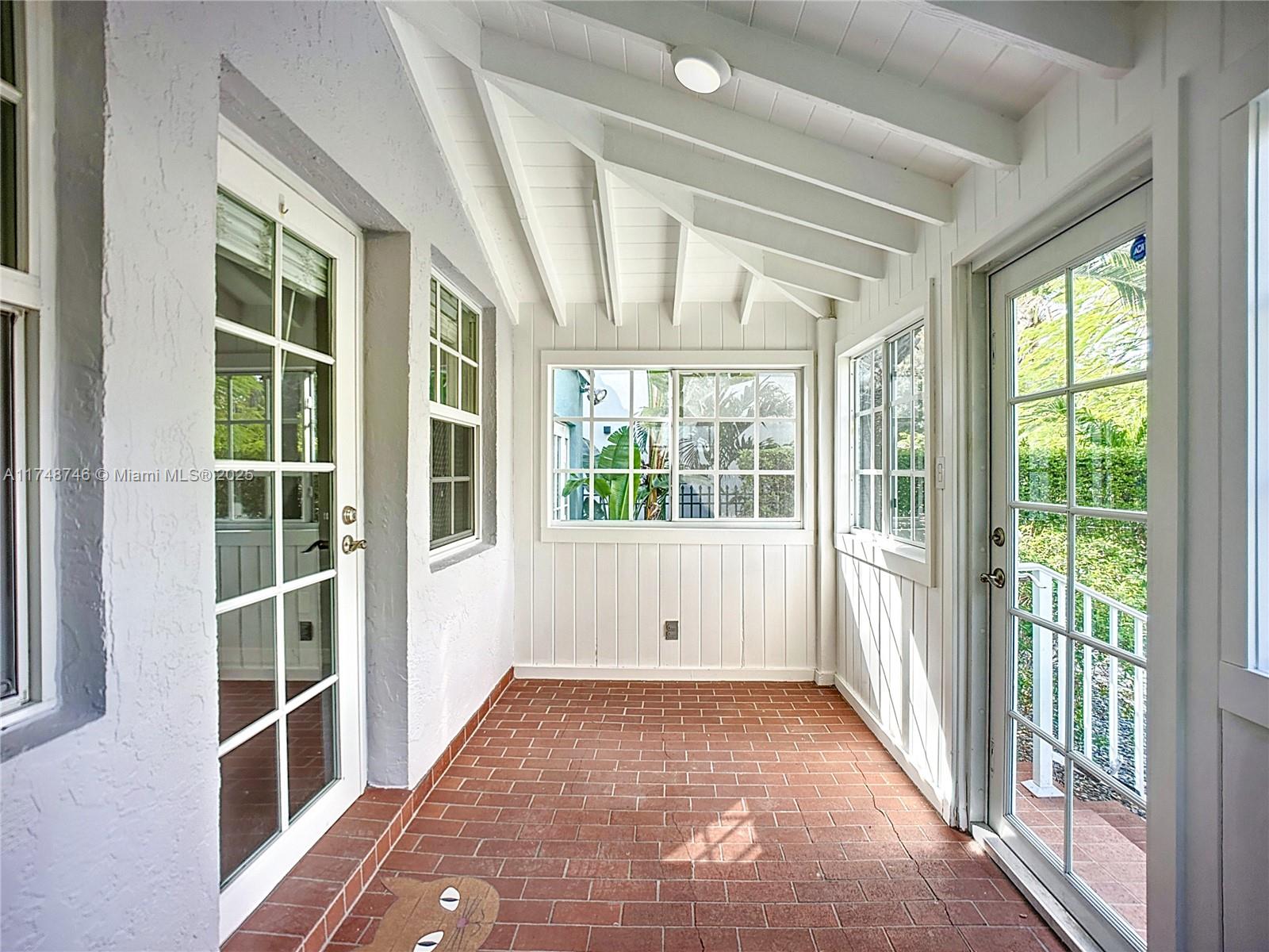 2288 Tequesta Way