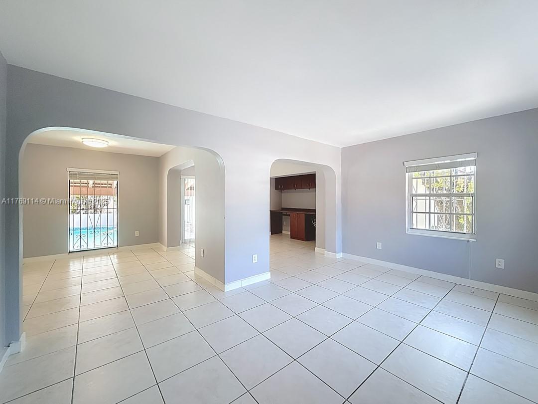 48 Marabella Ave