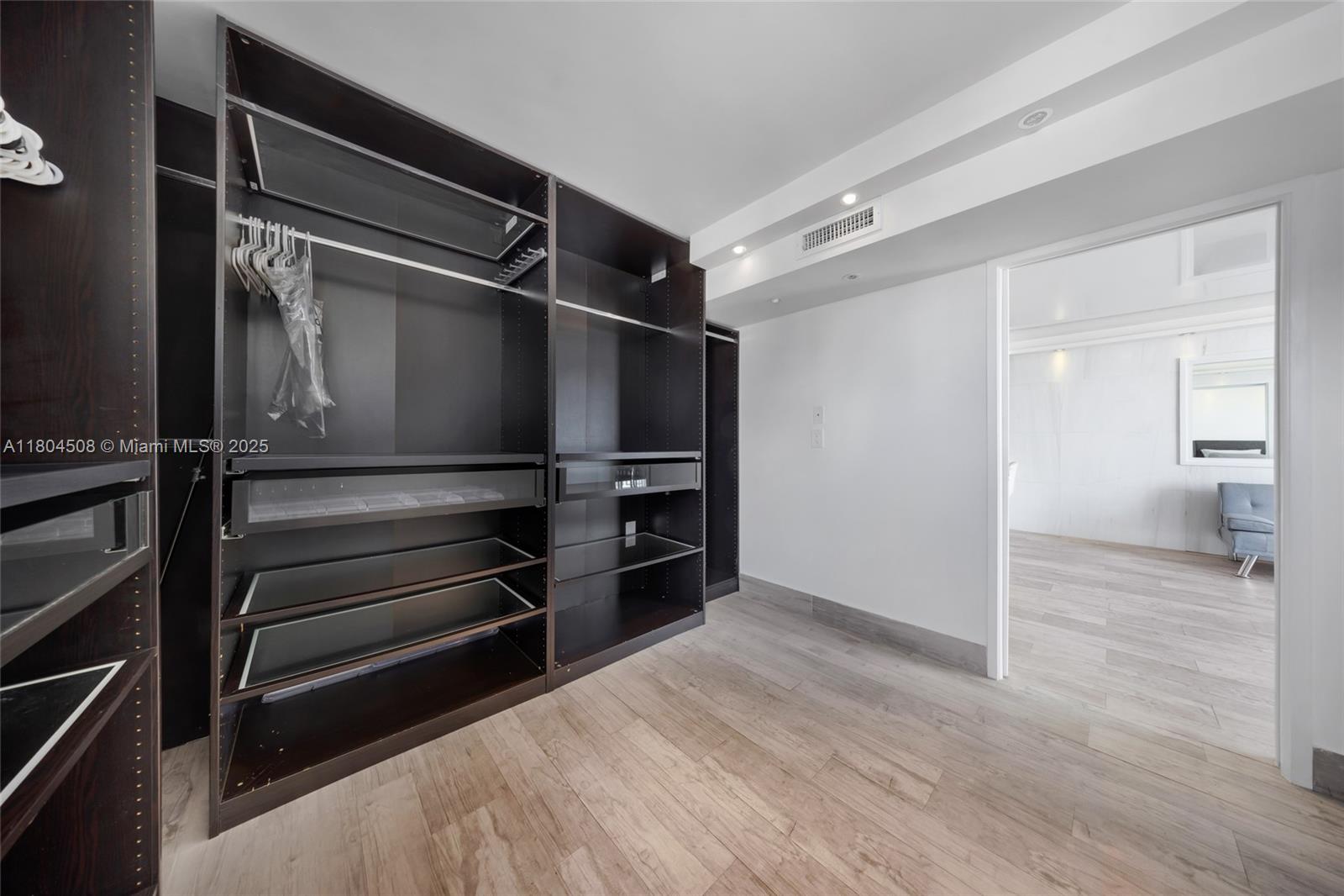 401 Ocean Dr # 801, Miami Beach Unit: 801