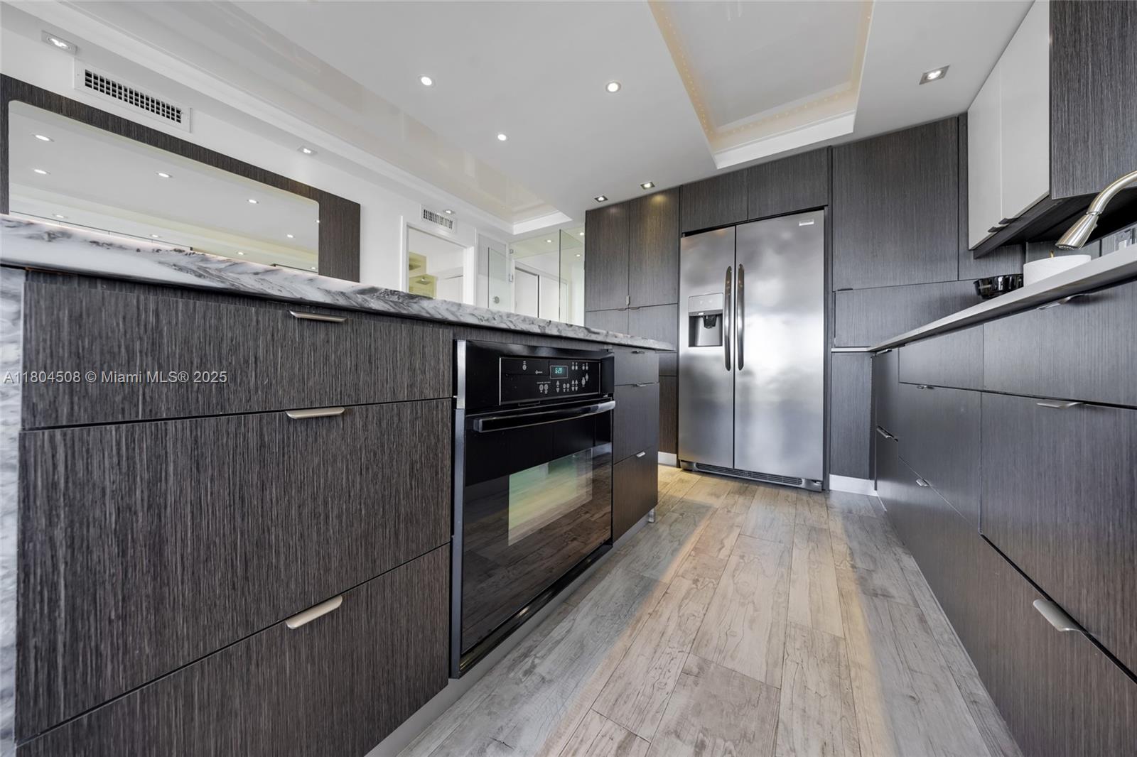 401 Ocean Dr # 801, Miami Beach Unit: 801