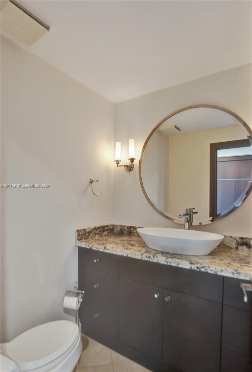 10101 Collins Ave # 4E