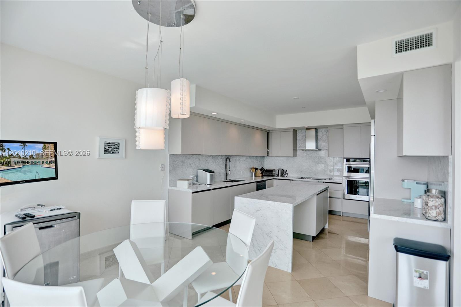 10101 Collins Ave # 4E