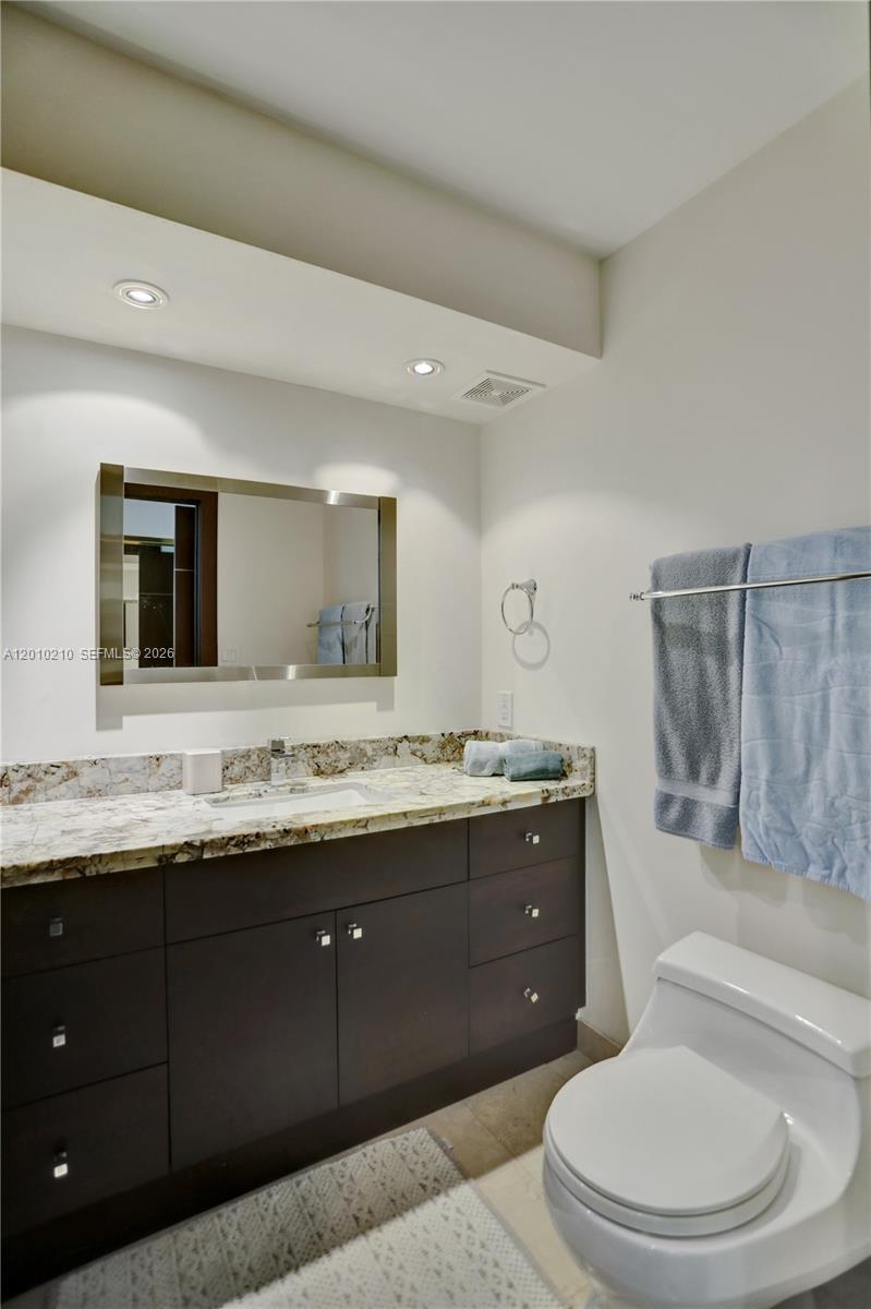 10101 Collins Ave # 4E