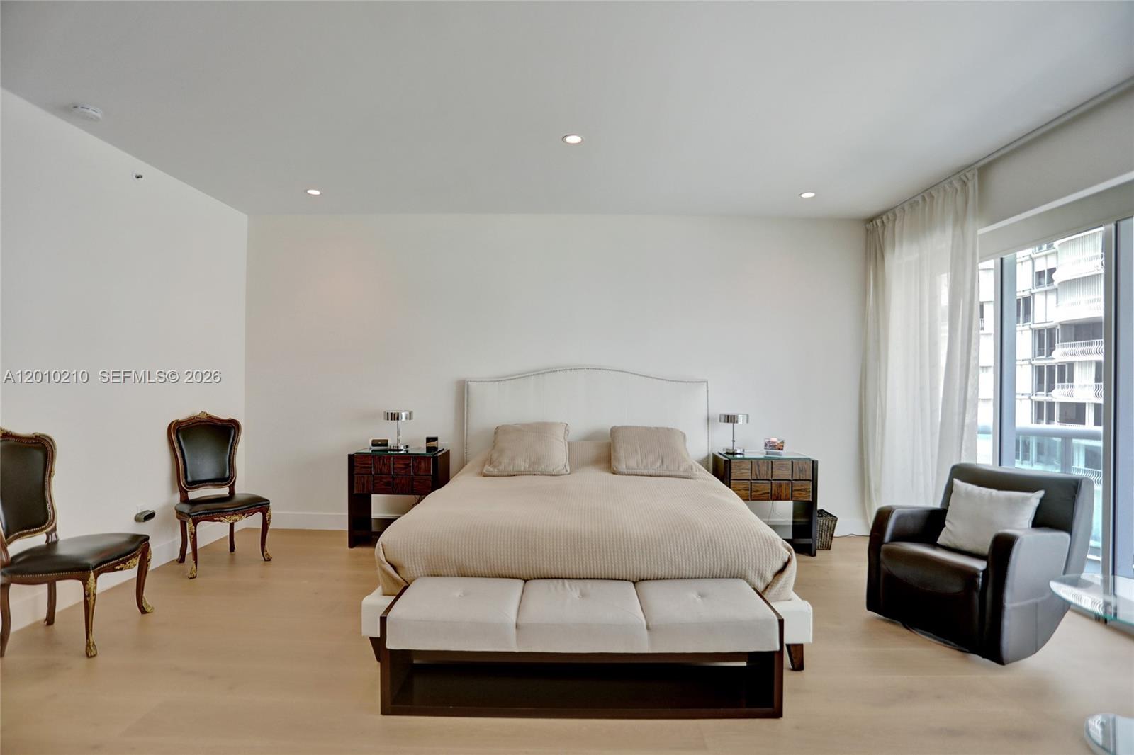 10101 Collins Ave # 4E