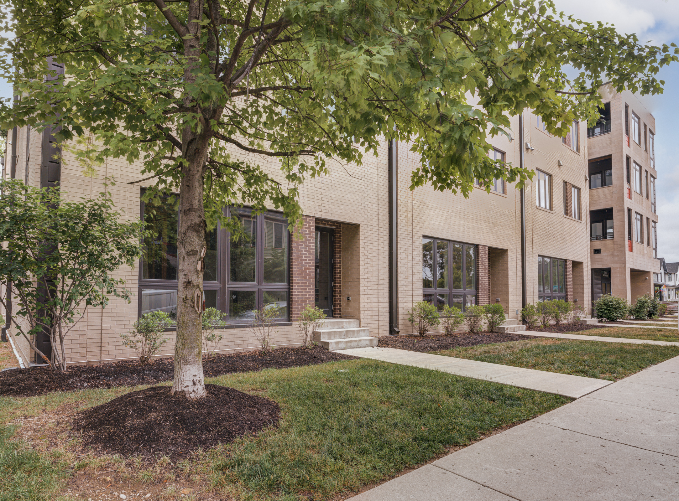 319 E 16th Street Unit: 205