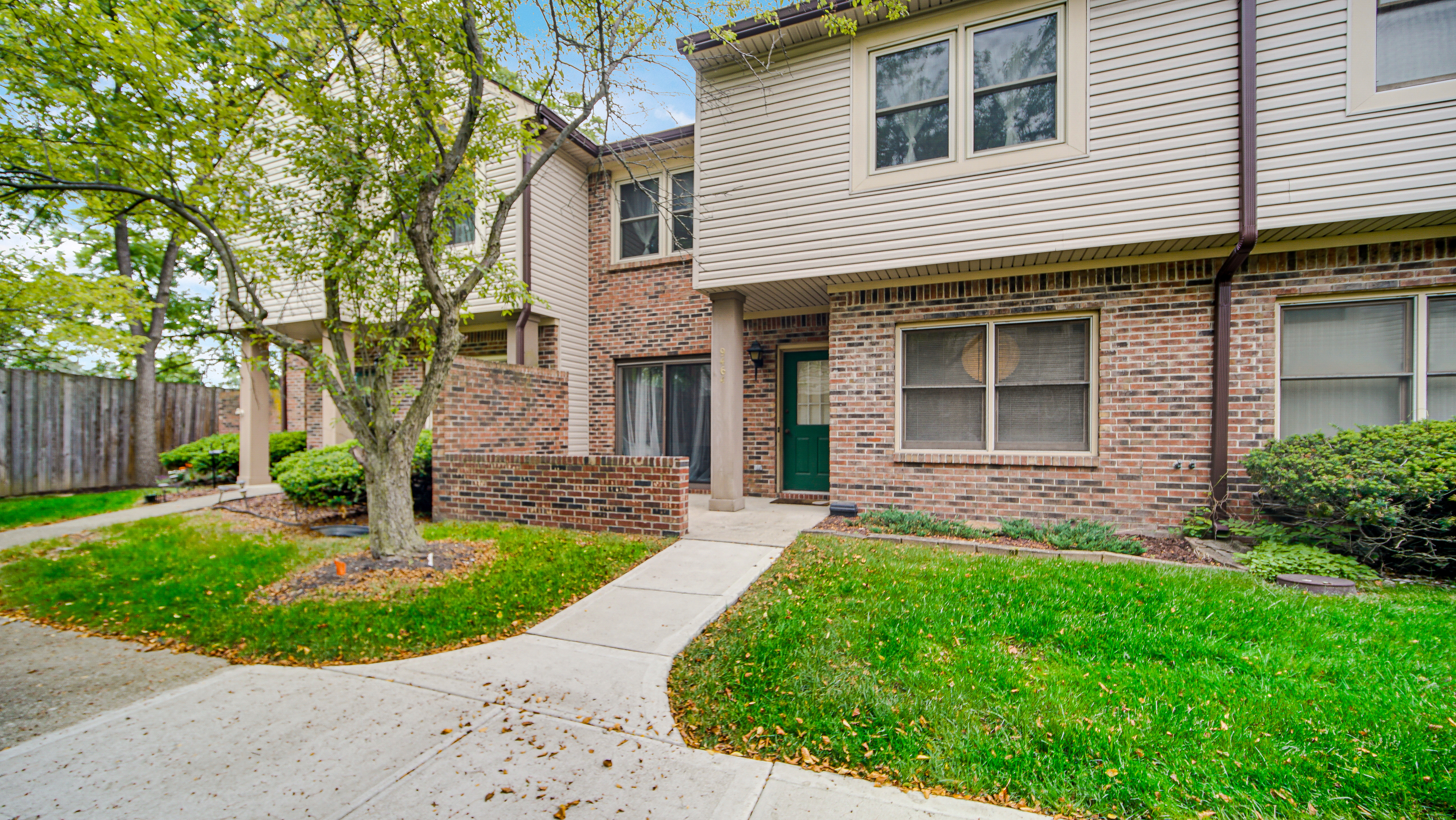 9464 Maple Way Unit: 27