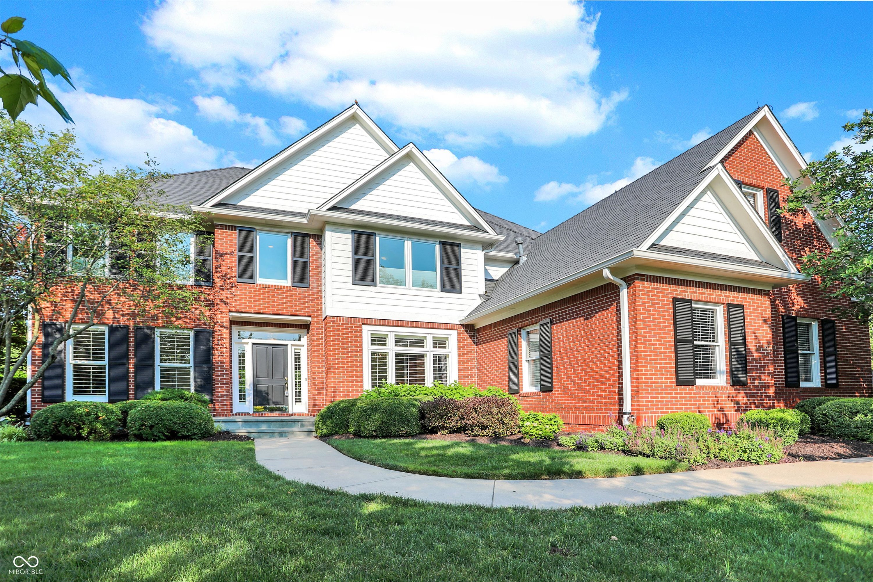 9839 Overlook Pointe