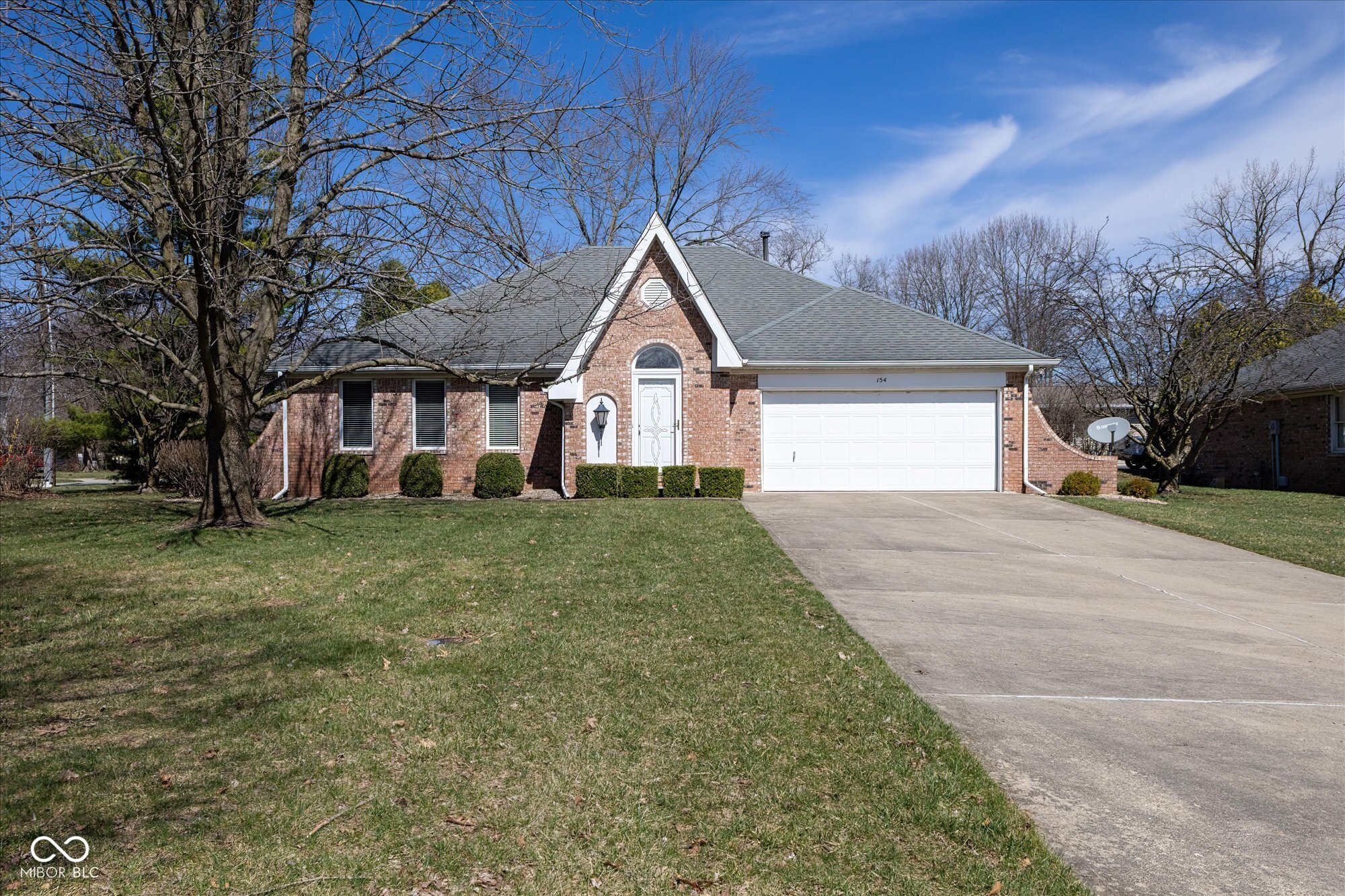 154 Dover Boulevard N