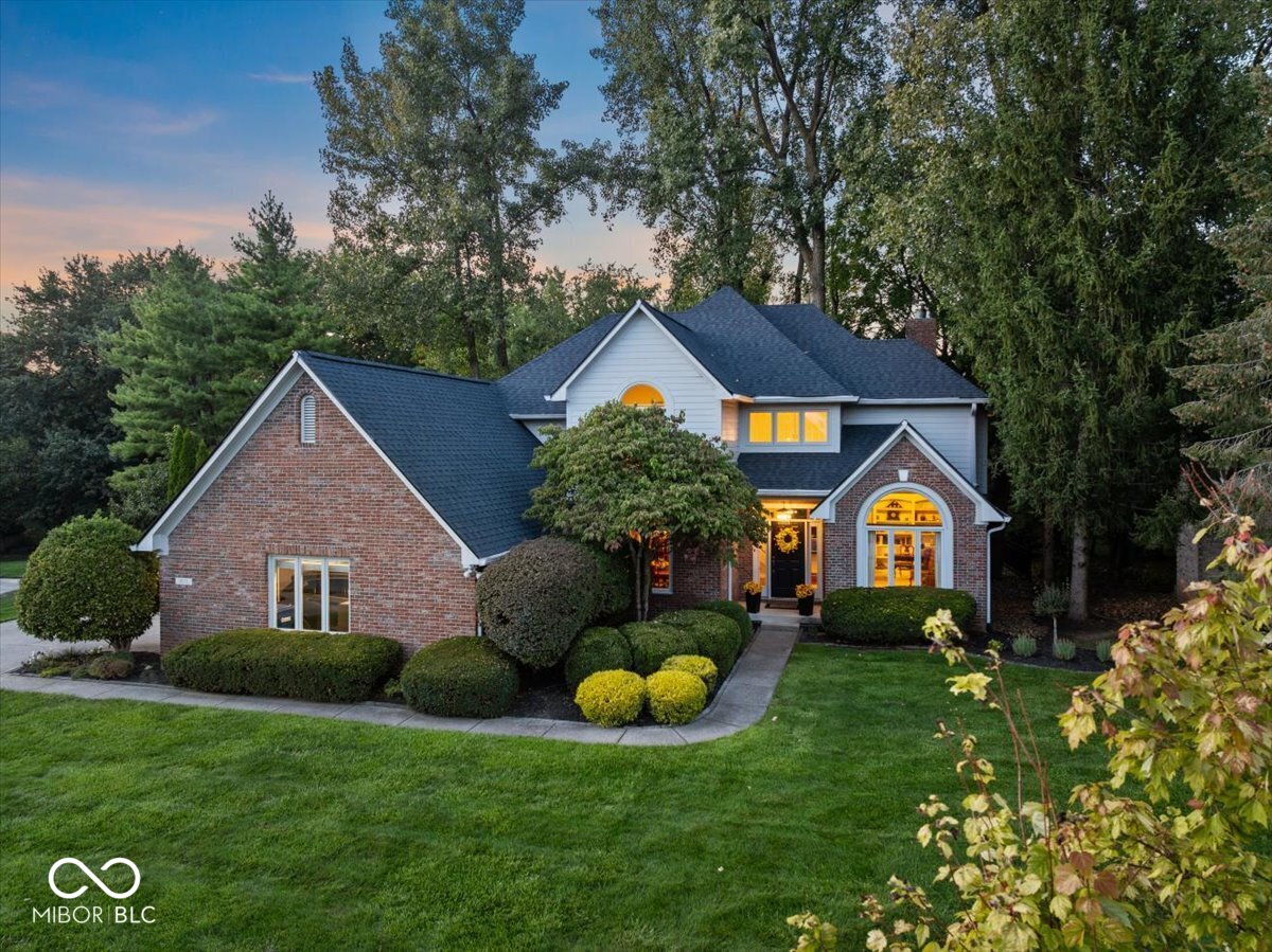 9972 Woods Edge Drive