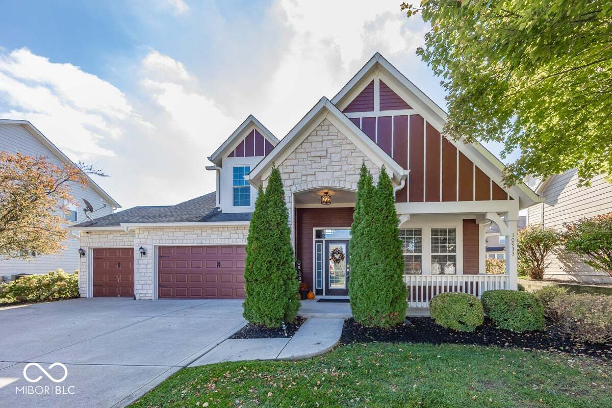 10933 Chapel Woods Boulevard S