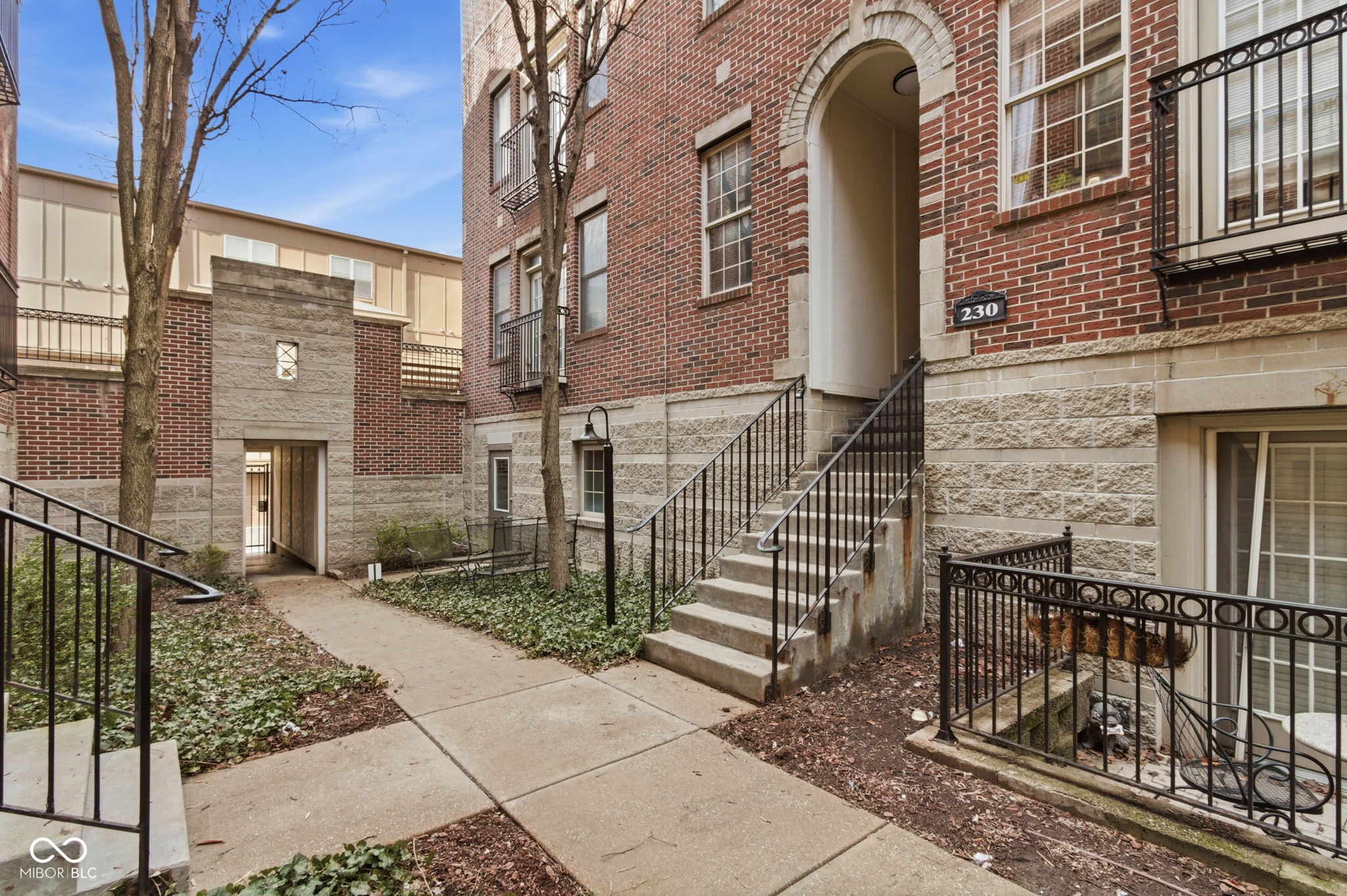 230 N Cleveland Street Unit: 230B