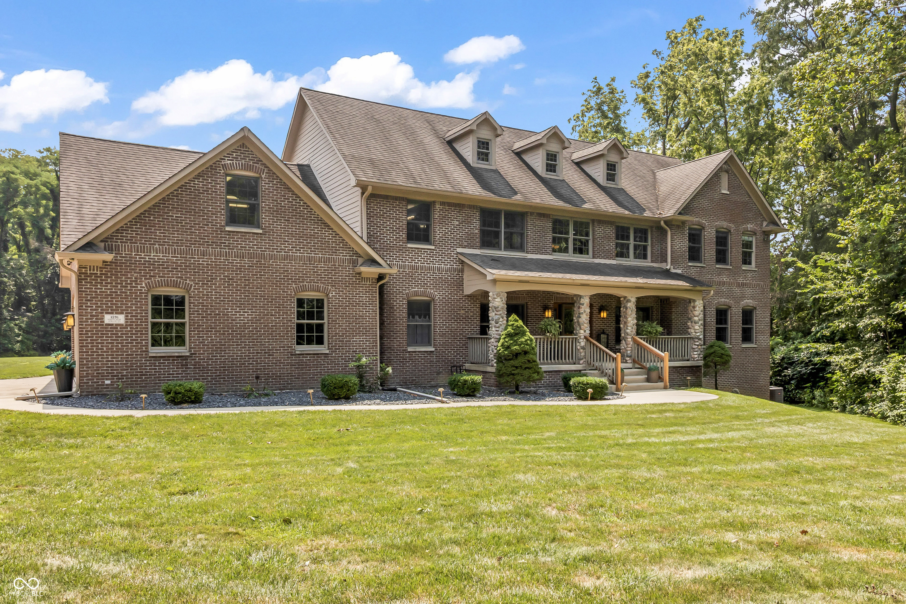 1291 N Blue Spruce Court