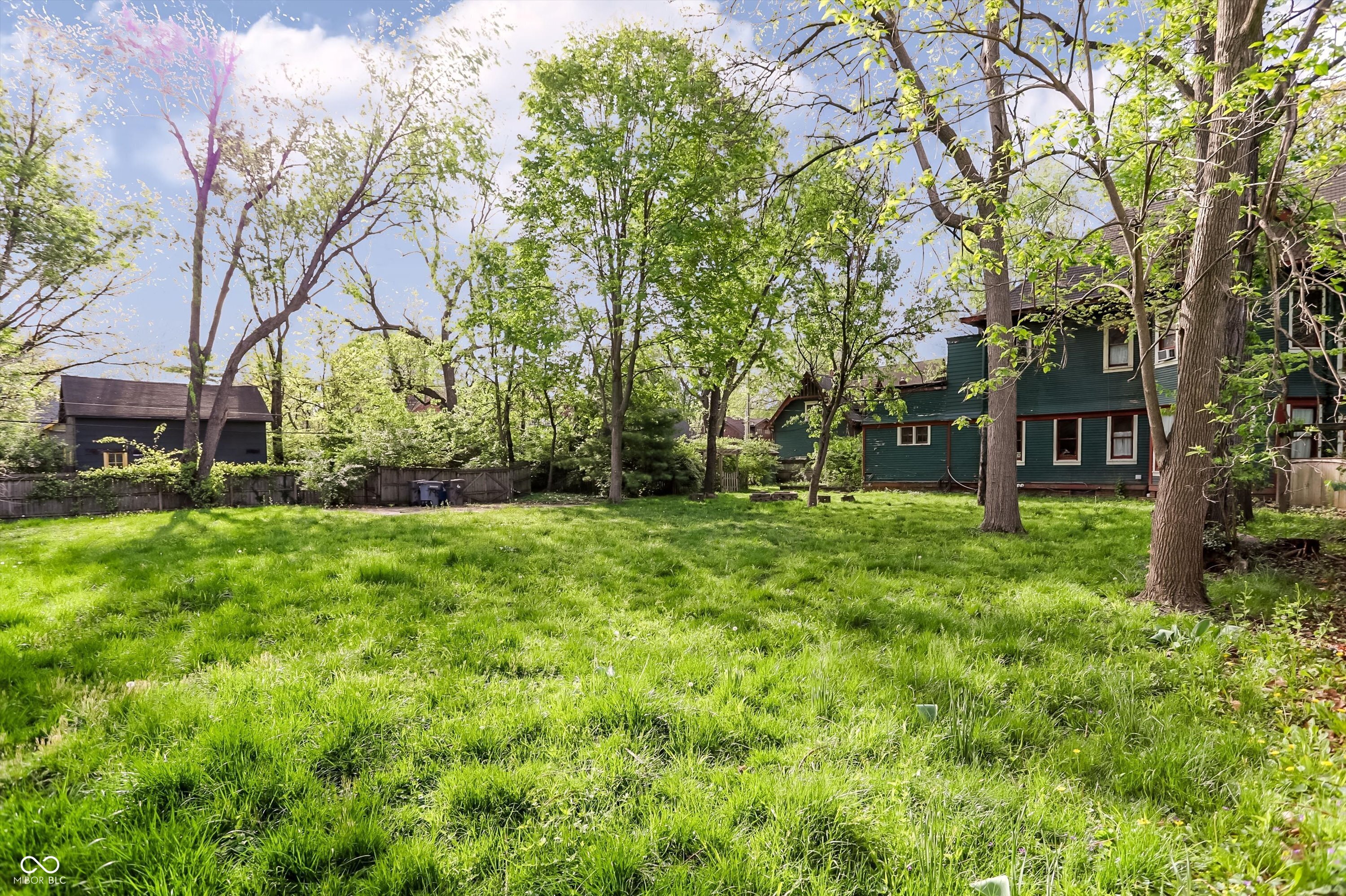 799 Woodruff Place Middle Drive