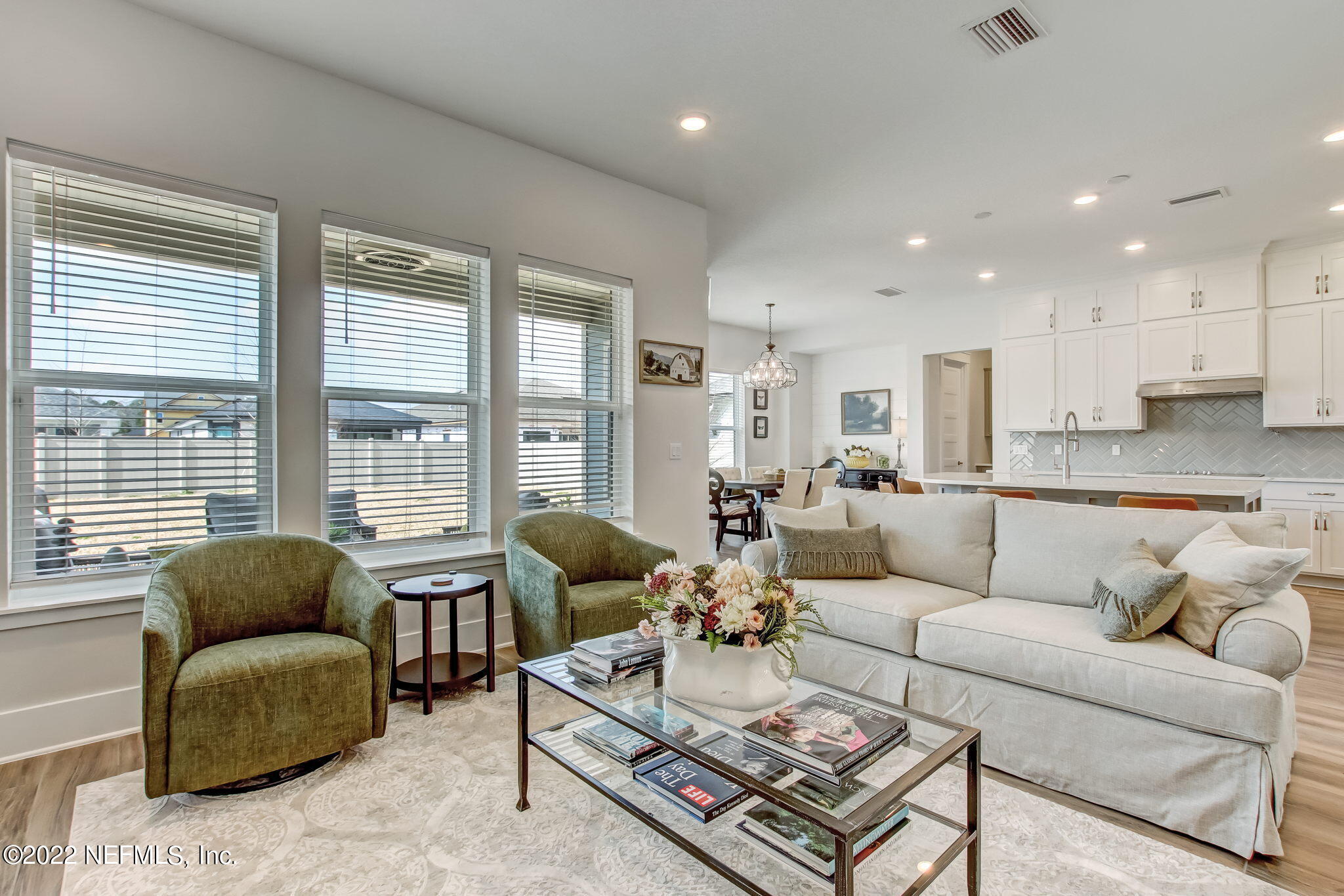 9814 INVENTION LN