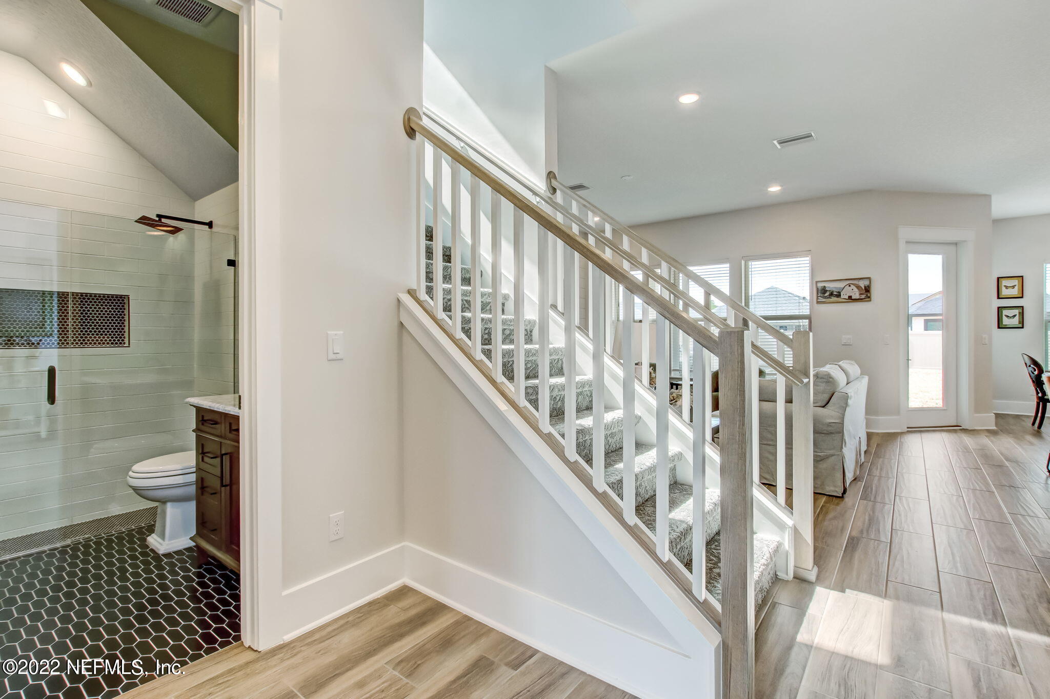 9814 INVENTION LN