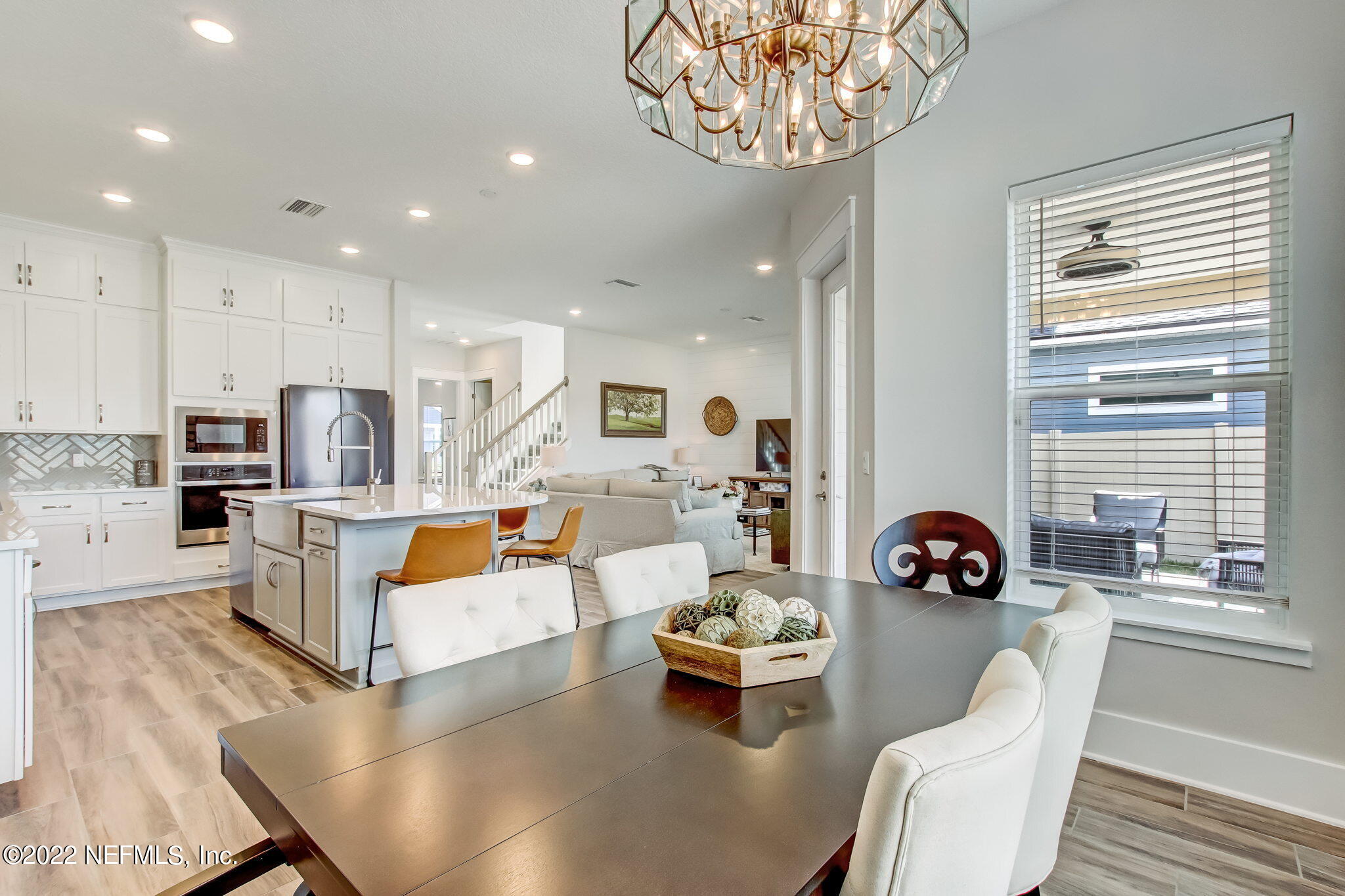 9814 INVENTION LN