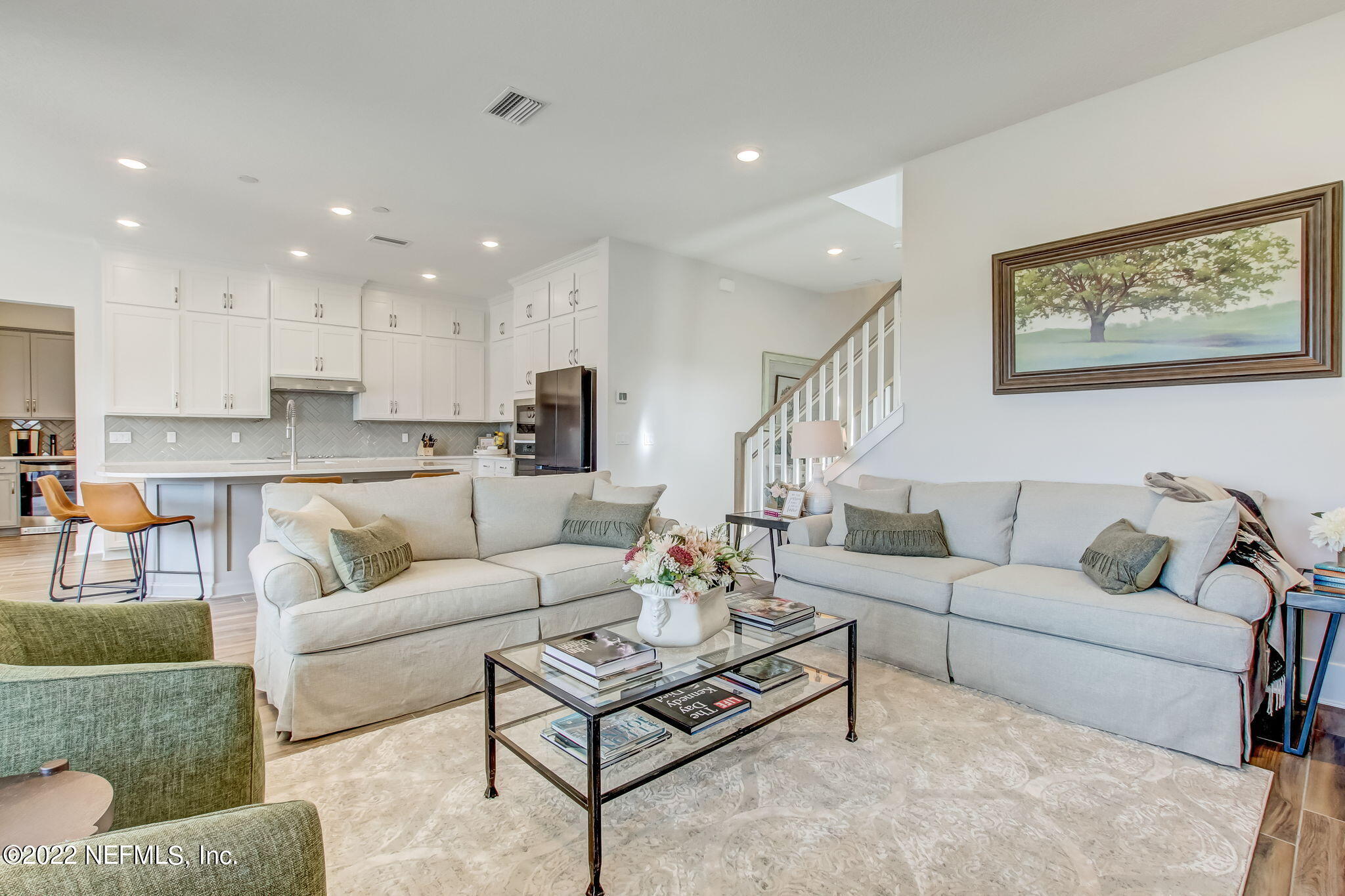 9814 INVENTION LN