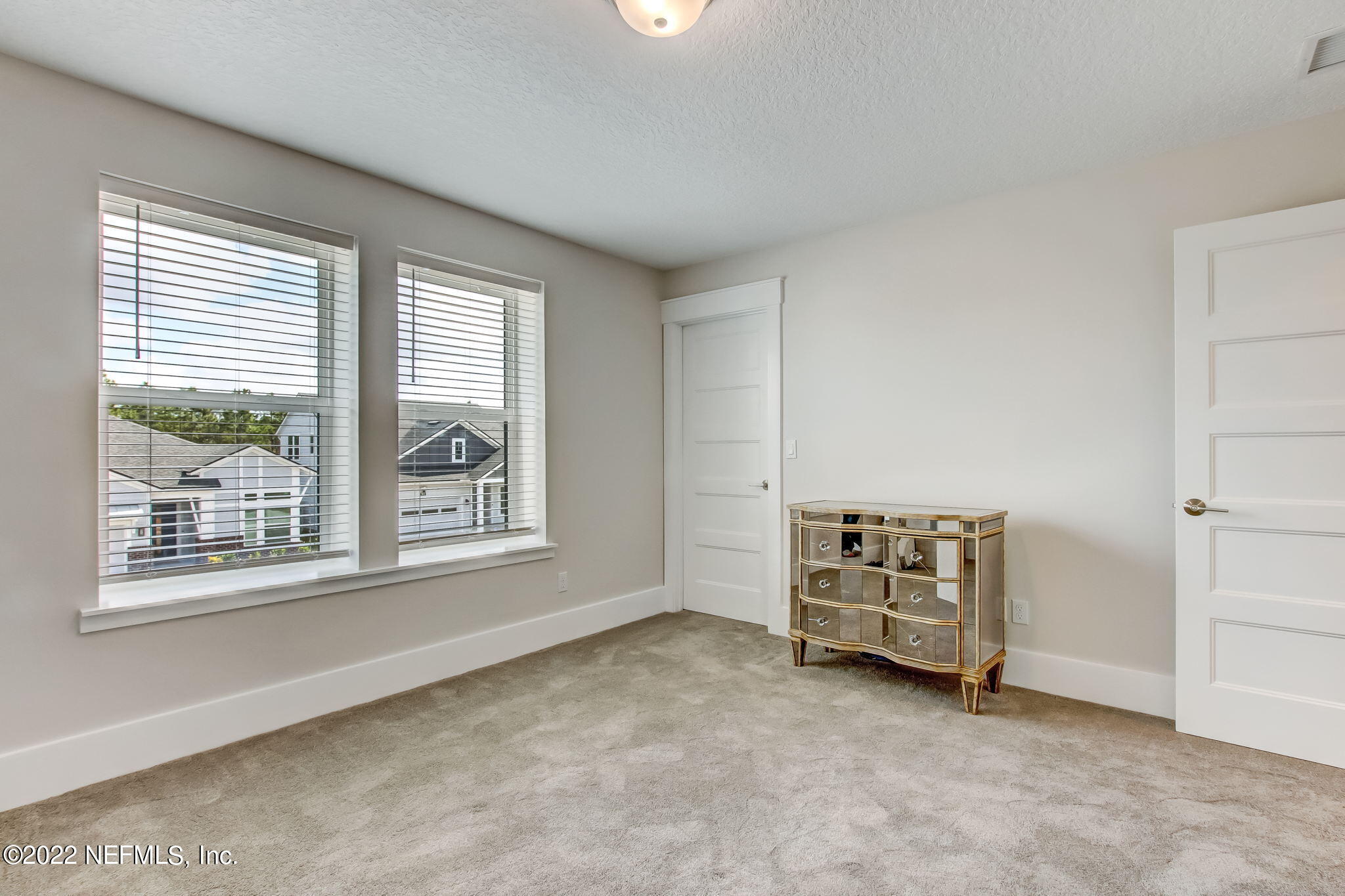9814 INVENTION LN