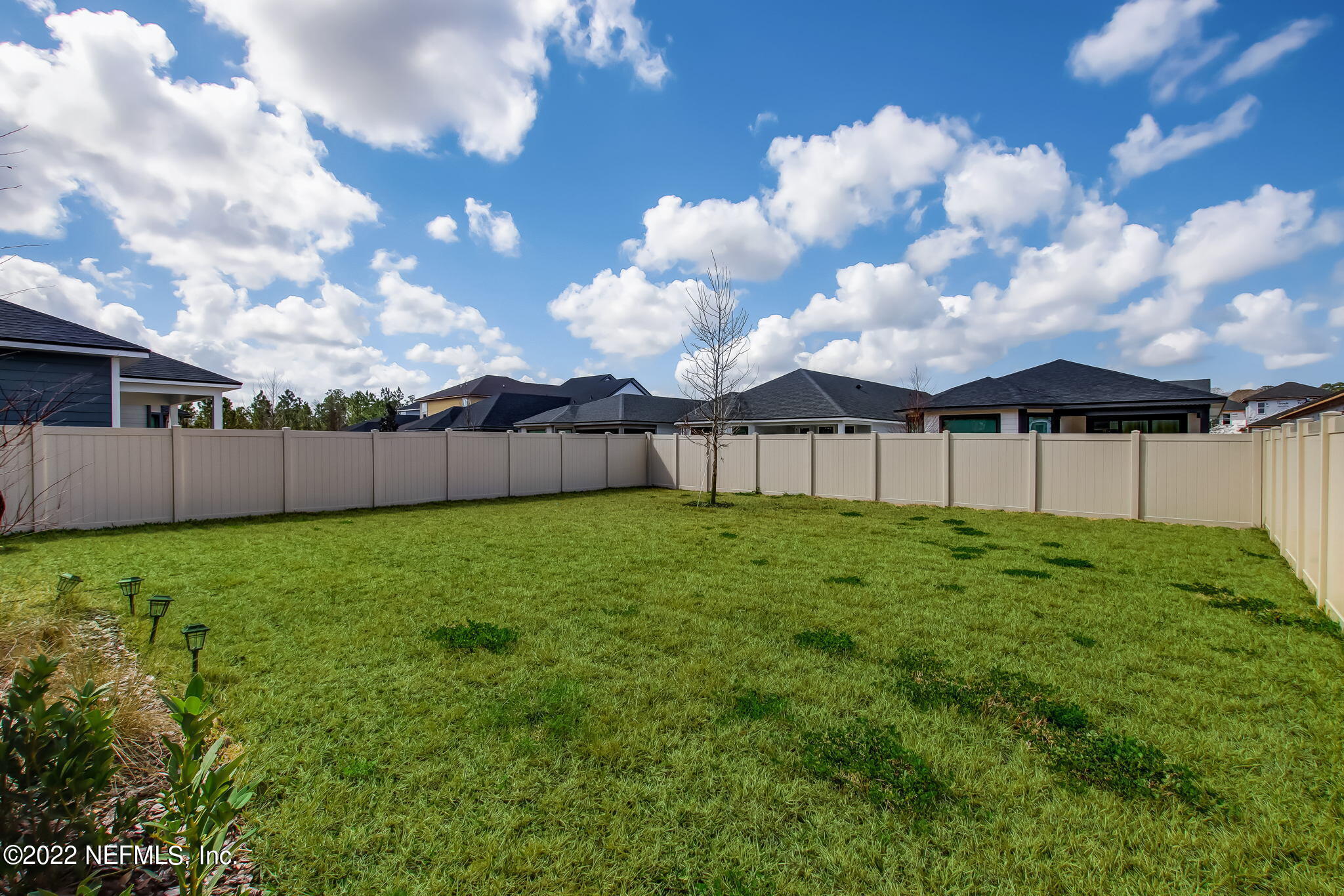 9814 INVENTION LN