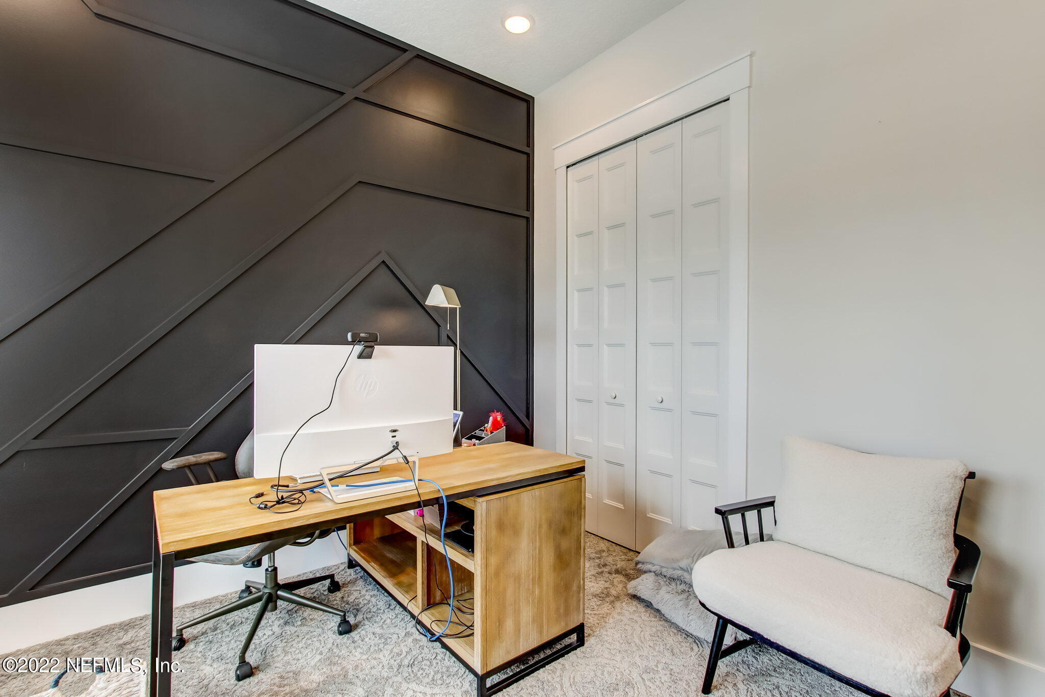 9814 INVENTION LN