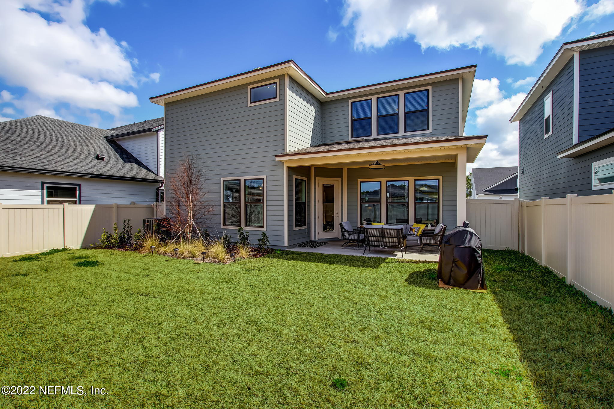 9814 INVENTION LN