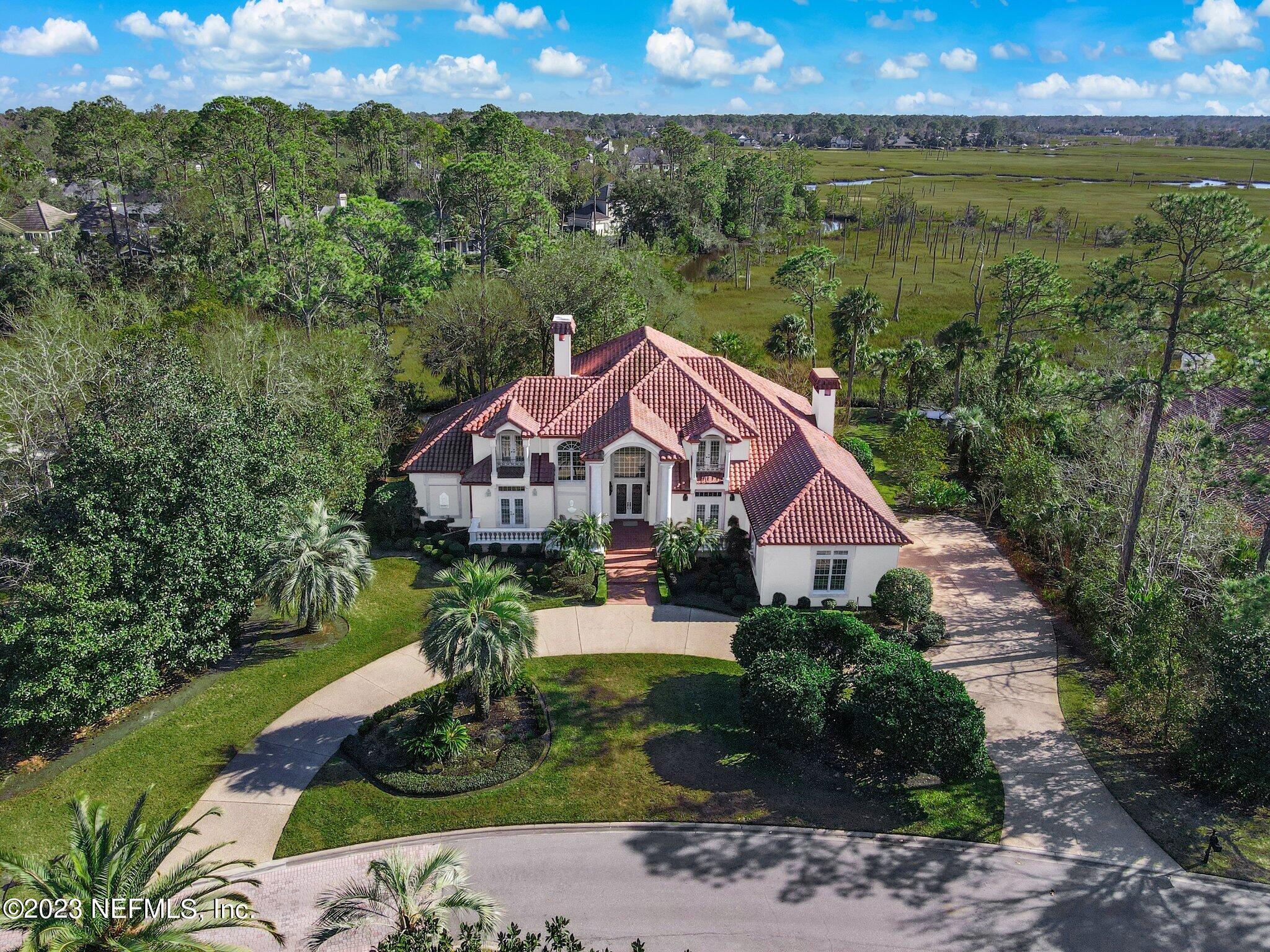 105 TEAL POINTE LN