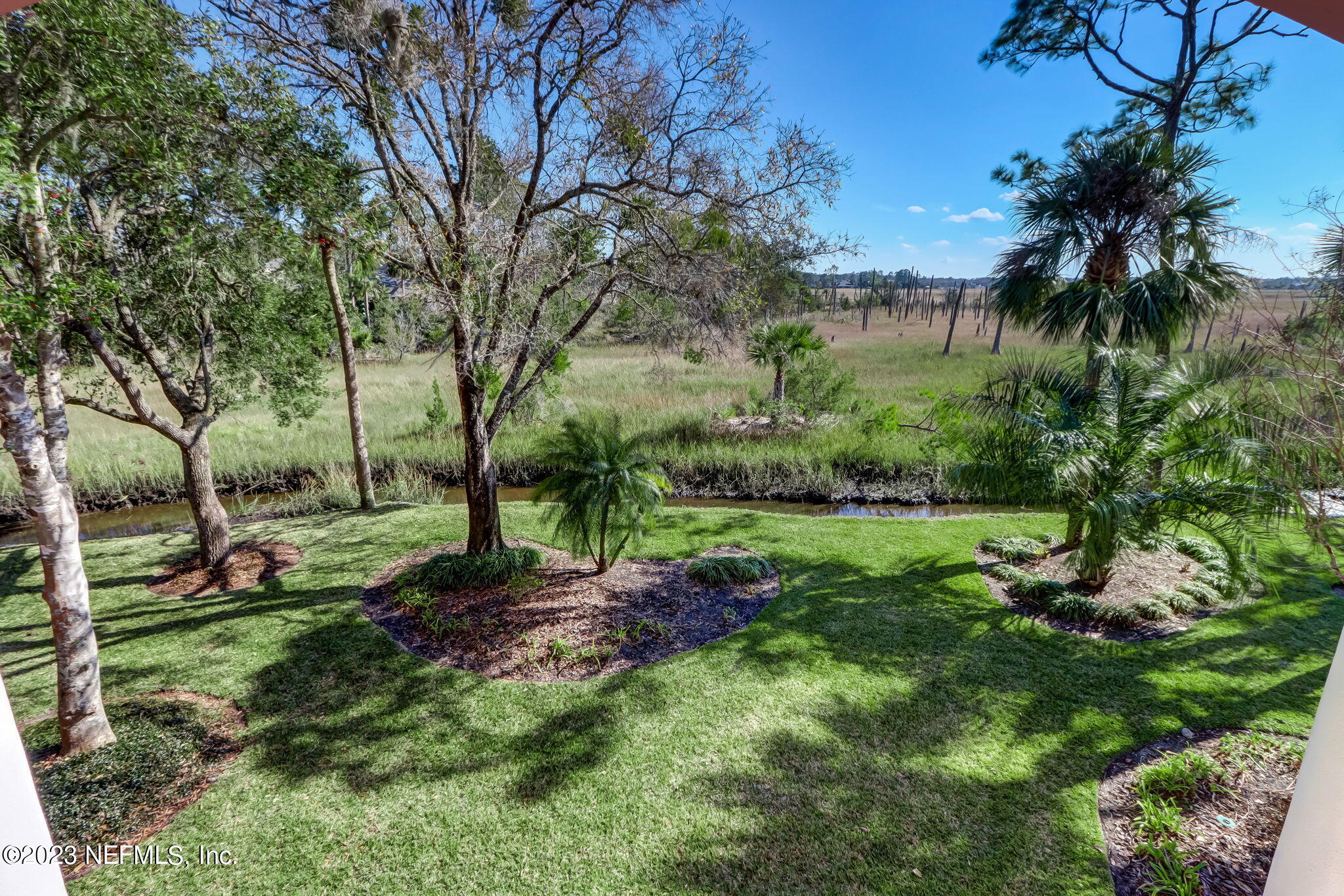 105 TEAL POINTE LN