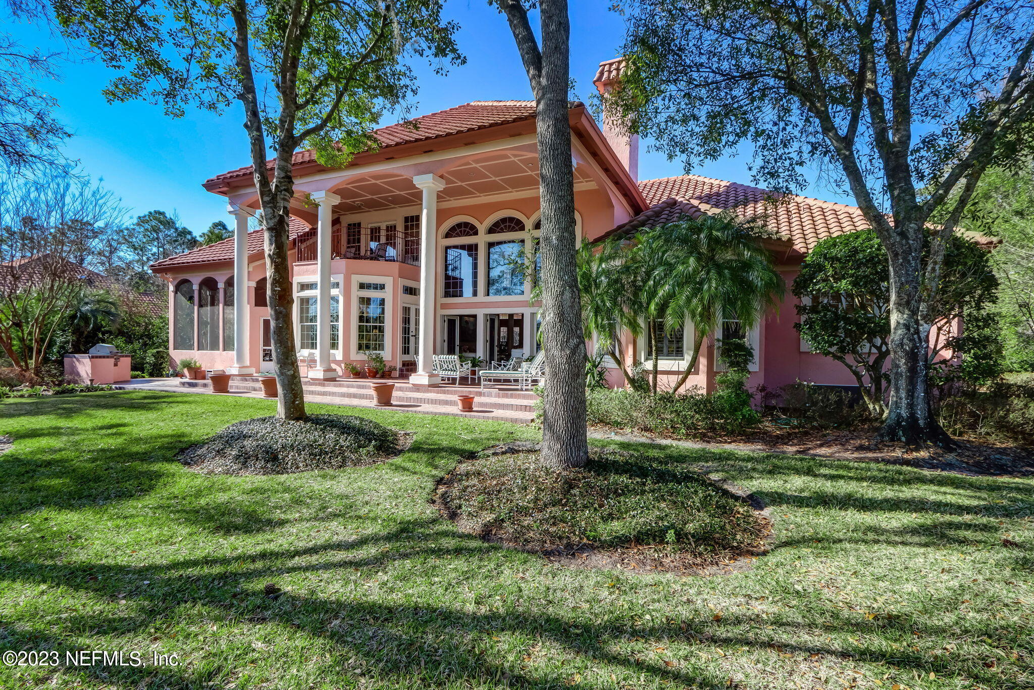 105 TEAL POINTE LN