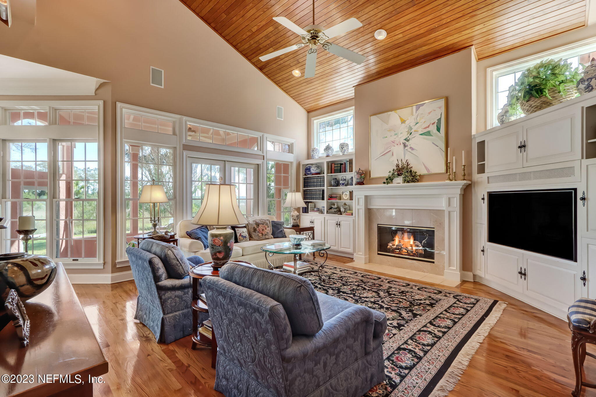 105 TEAL POINTE LN